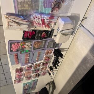 Assorted Press-On Nail Kit in Pink & Neutral Shades - Unbranded